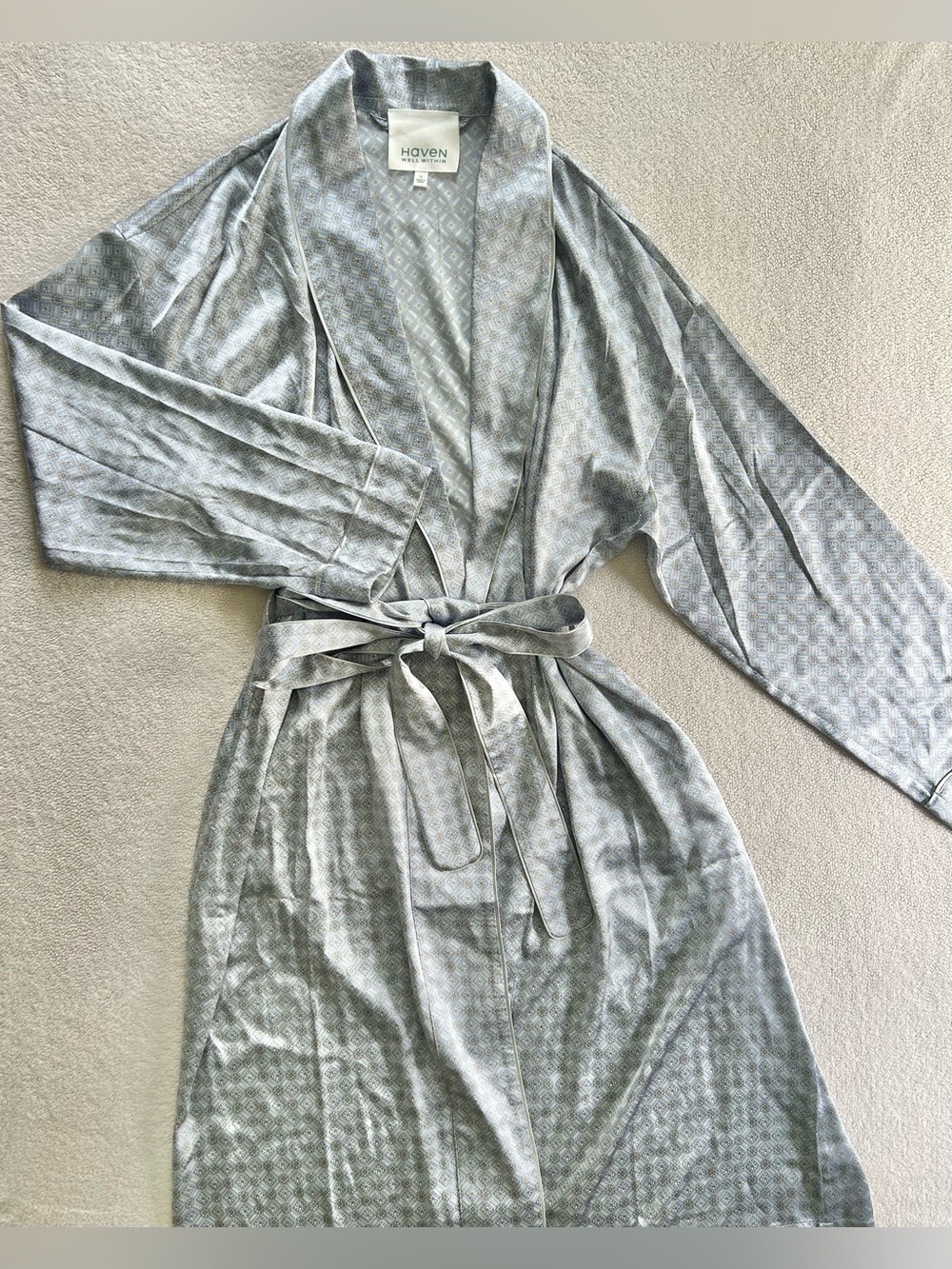 Haven Well Within Silk Luxury Robe Medium Gray Blue  Belted Washable Excellent